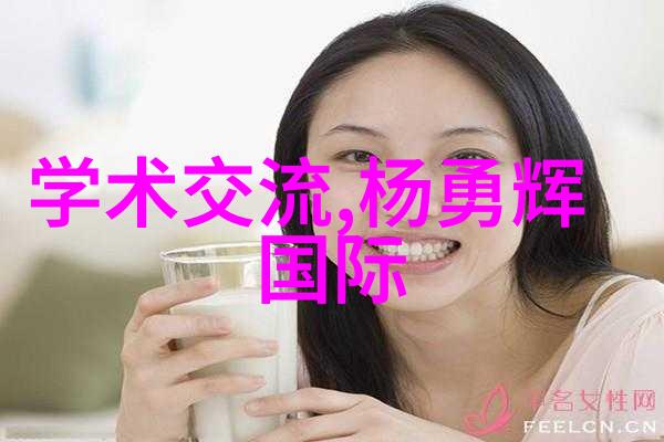 书柜里的秘密