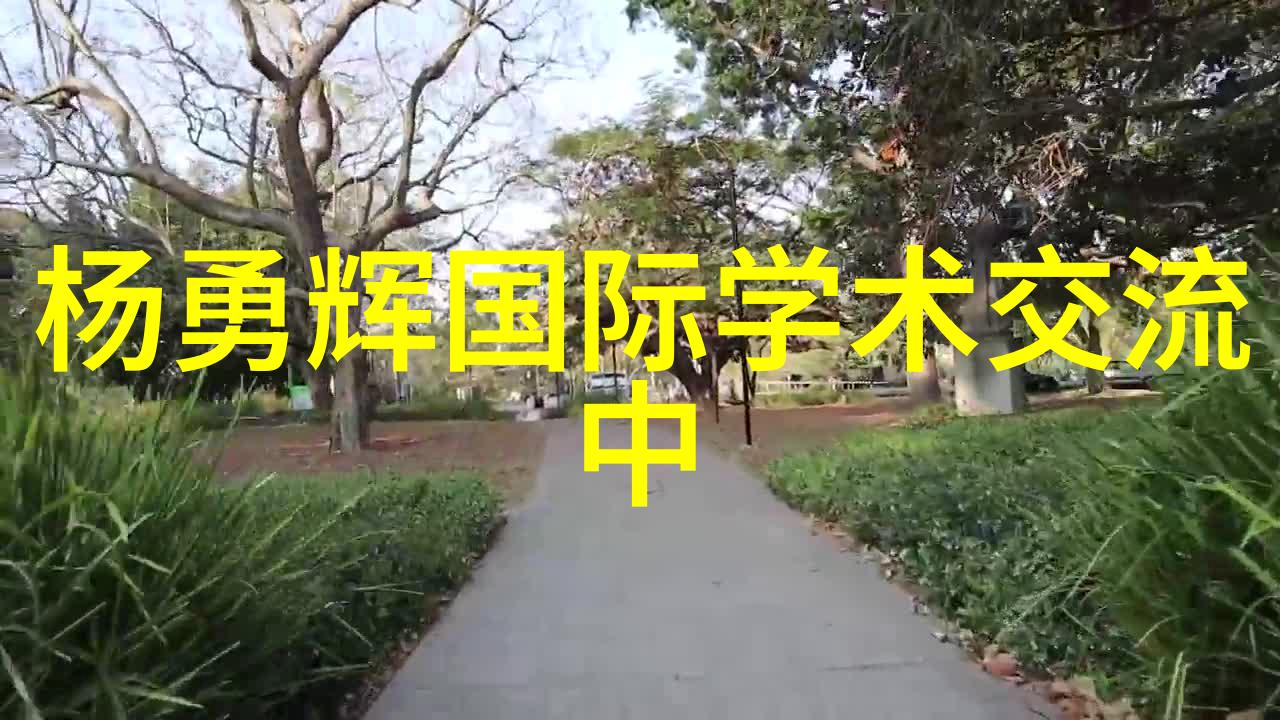 家居美学衣柜的诗篇  卧室私密空间的时尚守护者