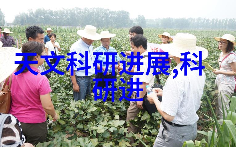 人物操作PVC干燥盘区分反应釜与反应器的差异